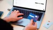/VIDEO/ Boom la cumpărături online: Câte miliarde de lei au cheltuit moldovenii în 2024. Topul reclamațiilor